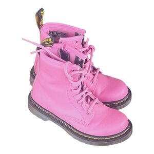 Pink Dr Martens!